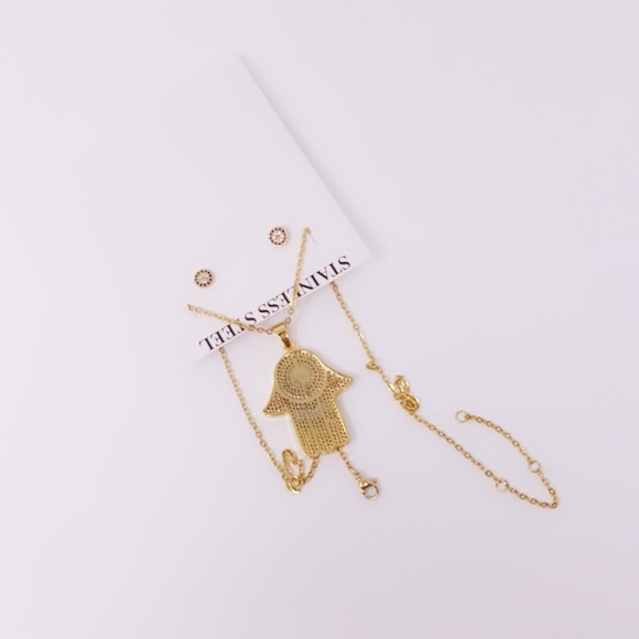 Gold Necklace Set - Picture 6 of 7